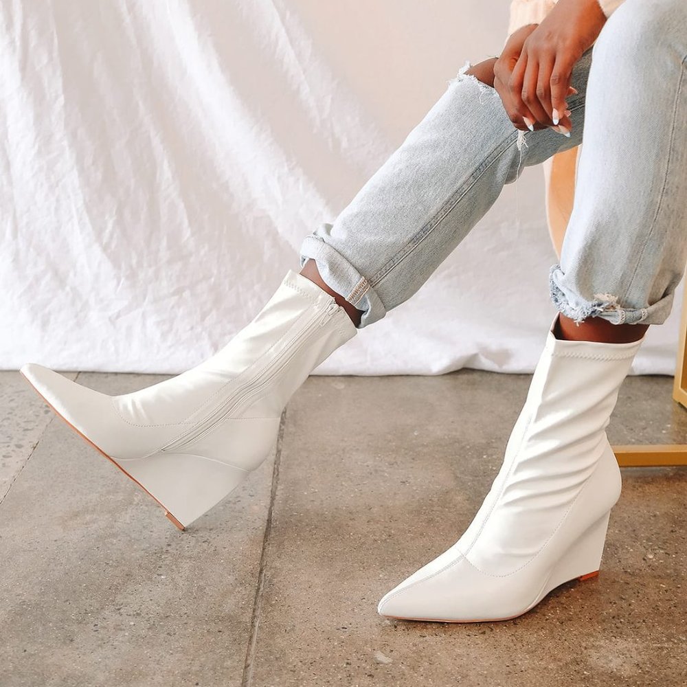 Lulu's | NWT Saxton Wedge Sock Boots